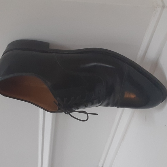 Shoes - Picture 8 of 8